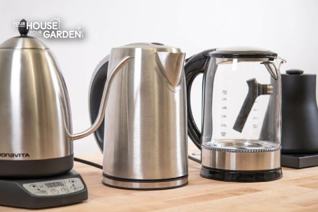 Different electric kettles 