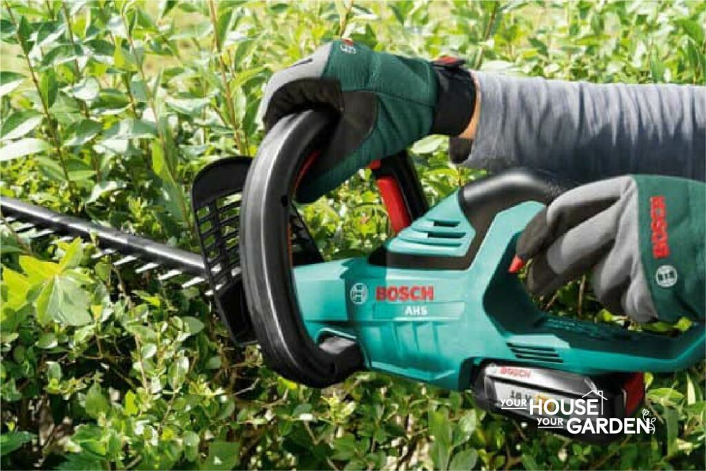 Best cordless hedge trimmer
