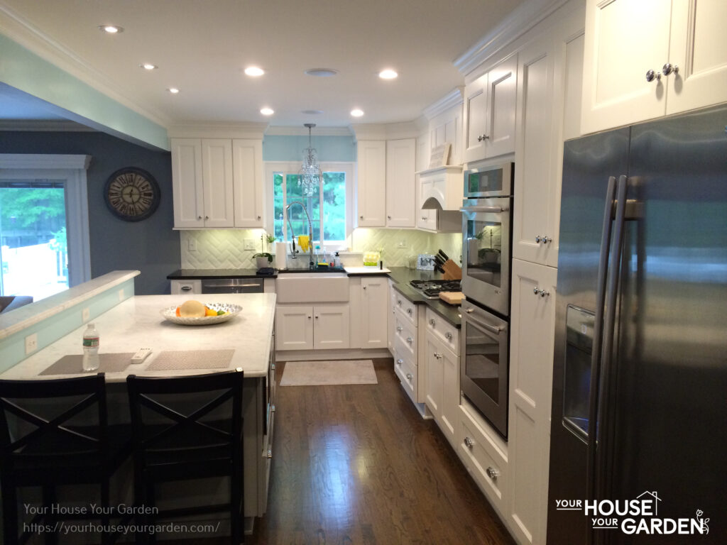 white kitchen cabinets installed by YHYG 8